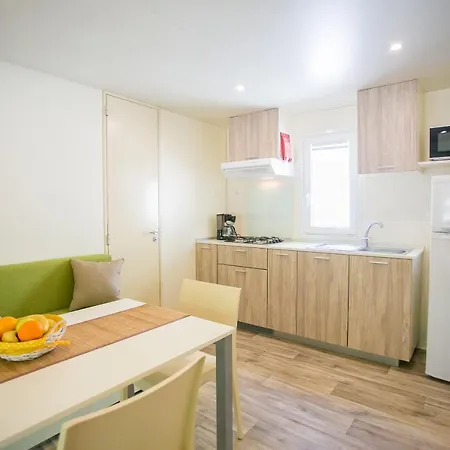 Mobile homes Premium MAGNOLIA Bijela Uvala Poreč Exterior foto
